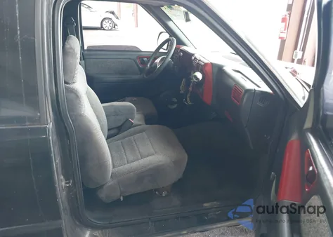 1994 Chevrolet S Truck S10 из США, поврежденный, VIN 1GCCS19W7RK163105